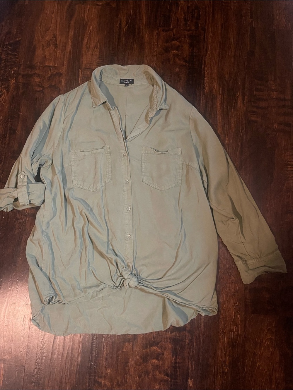 Velvet Heart Sage Green Women’s Button-Down Shirt